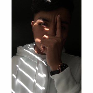 Meet your Posher, Jonathan